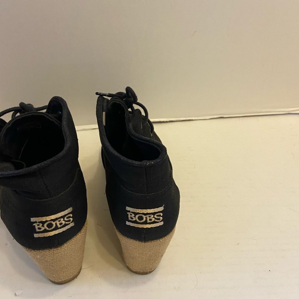 Bobs ankle black booties laces size 8.5 memory foam - Picture 2 of 6